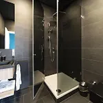 Blackhome Boutique I Contactless Check-in アパートホテル 3*