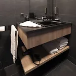 Blackhome Boutique I Contactless Check-in