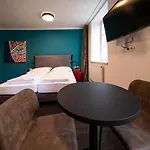 Blackhome Boutique I Contactless Check-in Innsbruck
