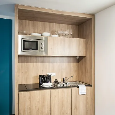 Blackhome Boutique I Contactless Check-in Appart hôtel