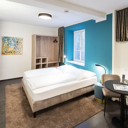 Blackhome Boutique I Contactless Check-in