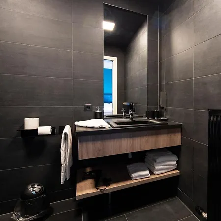 Blackhome Boutique I Contactless Check-in Apartahotel Innsbruck