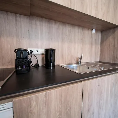 Blackhome Boutique I Contactless Check-in アパートホテル 3*