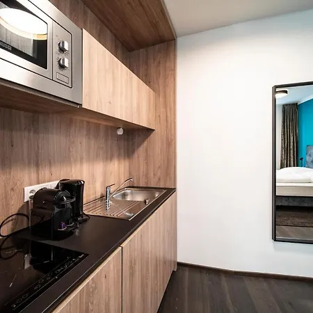 Blackhome Boutique I Contactless Check-in 3*