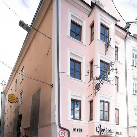Blackhome Boutique I Contactless Check-in Apartahotel Innsbruck