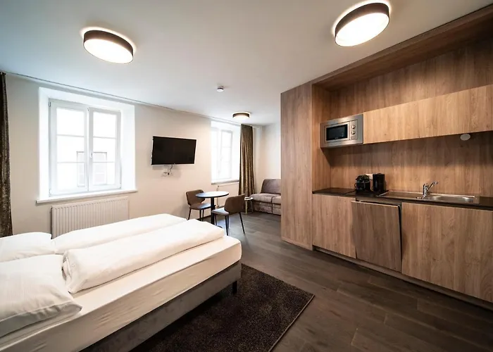 Blackhome Boutique I Contactless Check-in