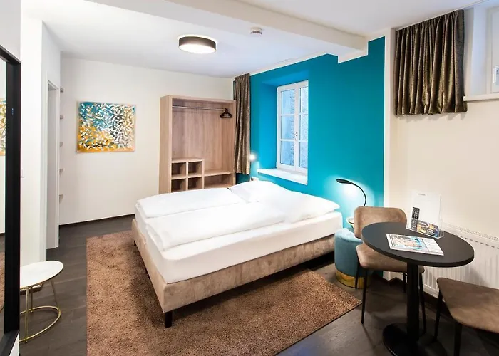 Blackhome Boutique I Contactless Check-in 3*