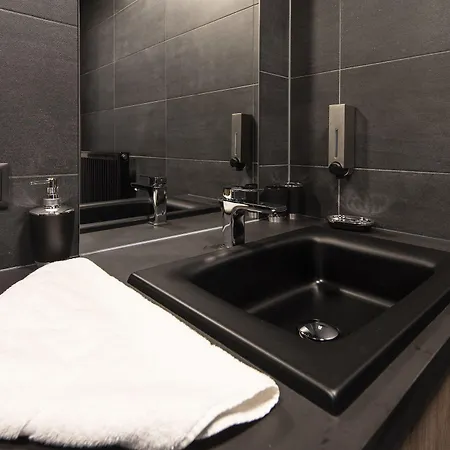 Blackhome Boutique I Contactless Check-in 3* Innsbruck