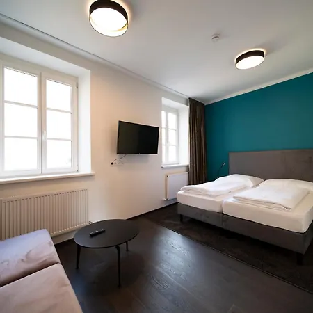 Aparthotel Blackhome Boutique I Contactless Check-in 3*