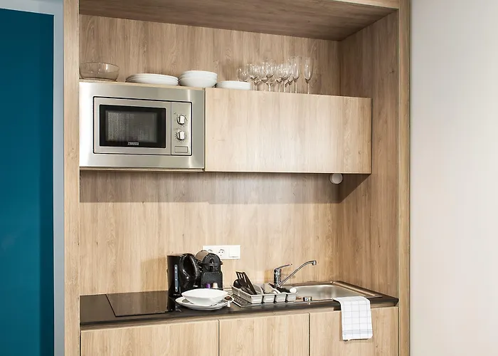 Blackhome Boutique I Contactless Check-in Aparthotel