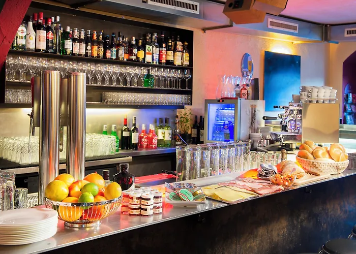 Blackhome Boutique I Contactless Check-in