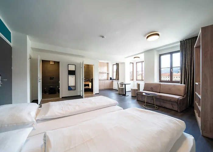 Blackhome Boutique I Contactless Check-in Innsbruck