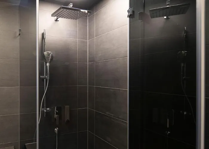 Blackhome Boutique I Contactless Check-in Aparthotel