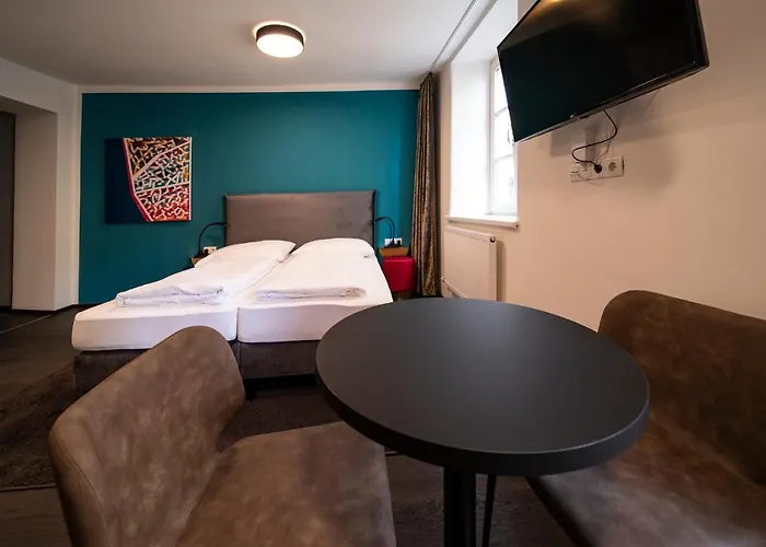 Blackhome Boutique I Contactless Check-in Innsbruck