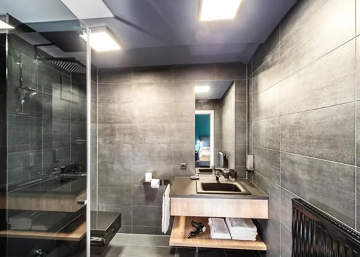 Blackhome Boutique I Contactless Check-in Innsbruck