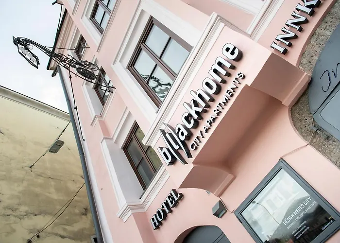 Blackhome Boutique I Contactless Check-in Aparthotel 3*