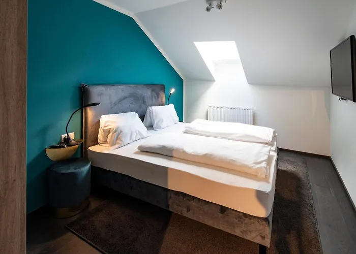 Blackhome Boutique I Contactless Check-in